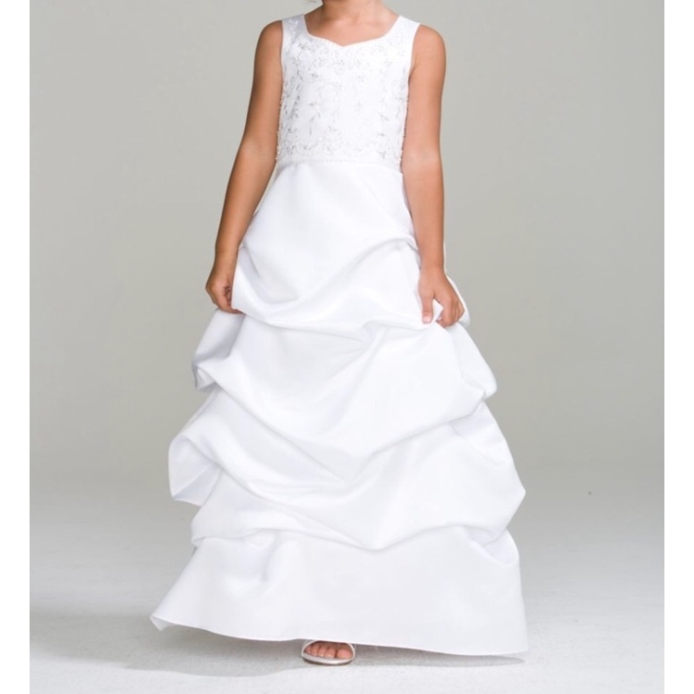 Flower girl dress. Size 5.